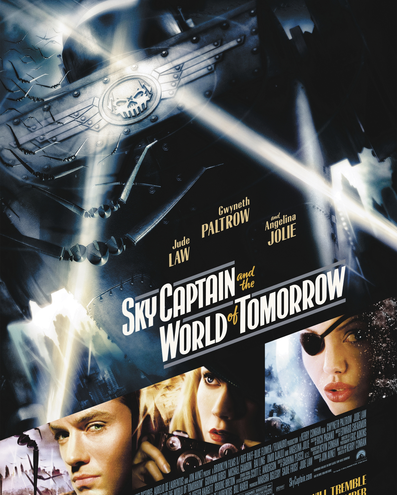 Sky Captain and the World of Tomorrow Poster